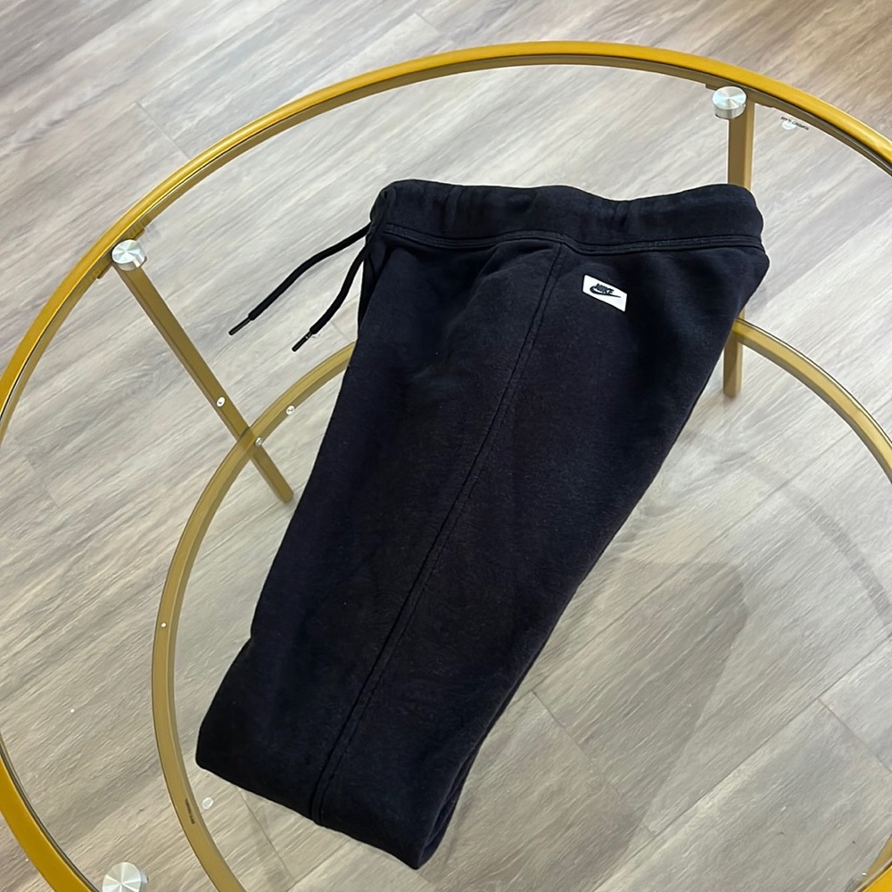Nike tight fit sweatpants